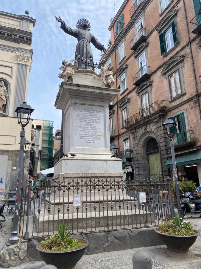 نابولي Samm B&B San Gregorio Armeno المظهر الخارجي الصورة